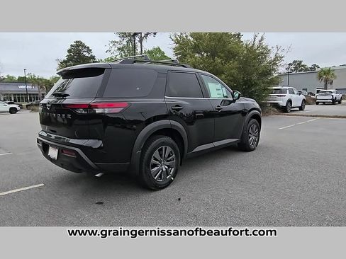 New 2026 Nissan Pathfinder SV FWD image 34