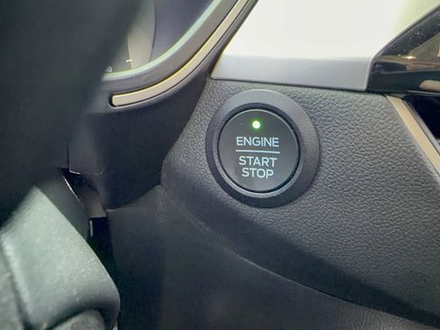 Certified 2022 Ford Escape SEL image 25