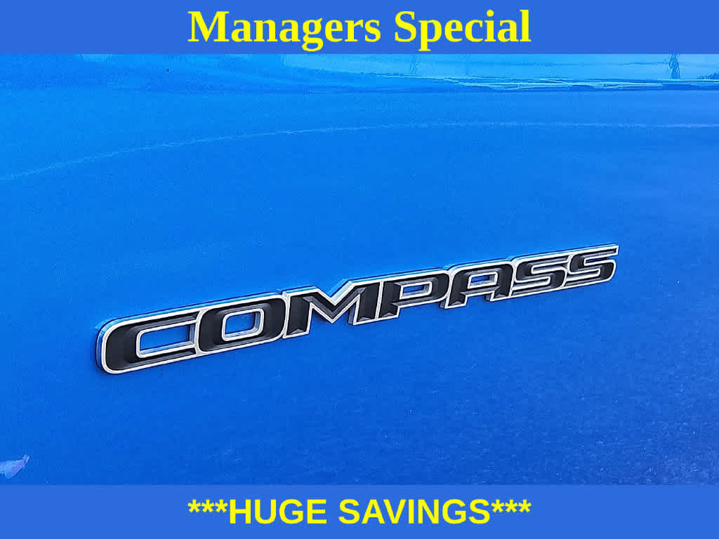 Used 2025 Jeep Compass Limited AWD/4WD image 30