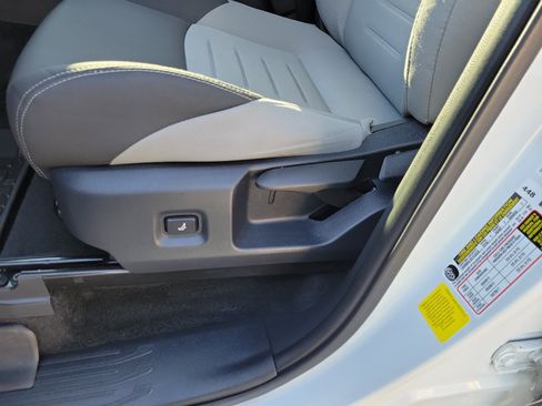 Used 2024 Toyota Tacoma TRD Off-Road image 14