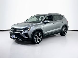 Used 2023 Volkswagen Taos SEL video 1