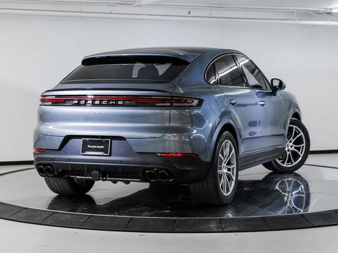 Certified 2026 Porsche Cayenne Coupe AWD/4WD image 6