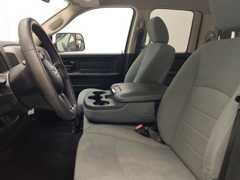 Used 2019 RAM 1500 Tradesman w/ Popular Equipment Group RWD image 17