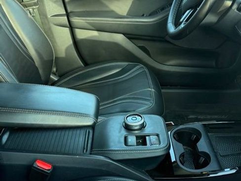 Used 2024 Ford Mustang Mach-E Premium image 9