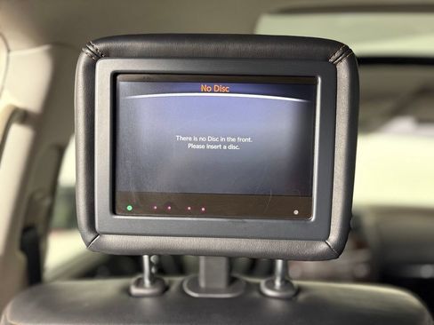 Used 2018 Nissan Armada Platinum w/ Interior Lighting Package RWD image 43