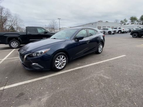 Used 2016 MAZDA MAZDA3 i Sport w/ Preferred Equipment Package image 10