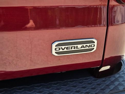 Used 2022 Jeep Gladiator Overland w/ Popular Equipment Package AWD/4WD image 10