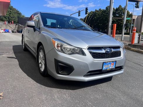 Used 2014 Subaru Impreza 2.0i Premium w/ All-Weather Package w/CVT AWD/4WD image 7