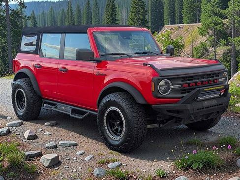 Certified 2023 Ford Bronco 4-Door AWD/4WD image 8