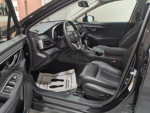Used 2024 Subaru Outback Limited AWD/4WD image 17