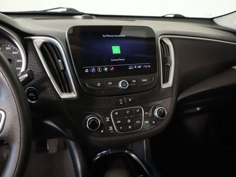 Used 2024 Chevrolet Malibu LT image 5