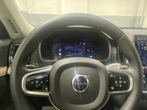 Used 2025 Volvo XC90 B6 Plus AWD/4WD image 15