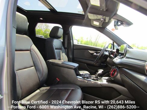 Used 2024 Chevrolet Blazer RS w/ Enhanced Convenience Package AWD/4WD image 18