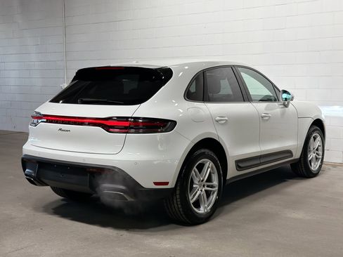 Used 2025 Porsche Macan image 7