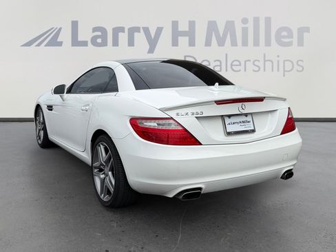 Used 2015 Mercedes-Benz SLK 250 image 3