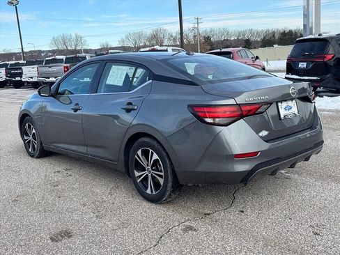 Used 2023 Nissan Sentra SV image 4