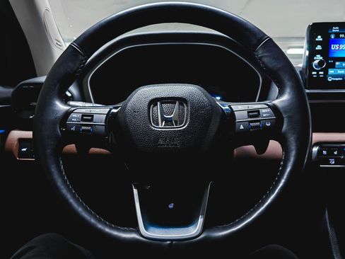 Used 2023 Honda Pilot Elite image 23