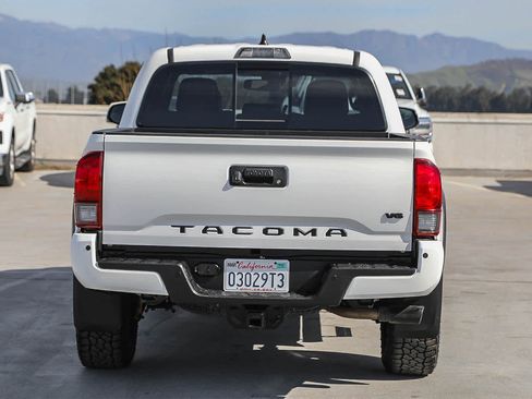 Certified 2023 Toyota Tacoma TRD Off-Road w/ TRD Premium Off Road Package image 7