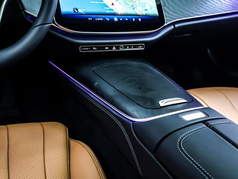 New 2026 Mercedes-Benz E 350 Sedan image 6