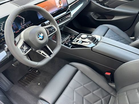 New 2026 BMW 530i 530i w/ M Sport Package image 9
