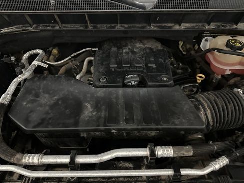 Used 2019 Chevrolet Silverado 1500 LT w/ Texas Edition RWD image 8