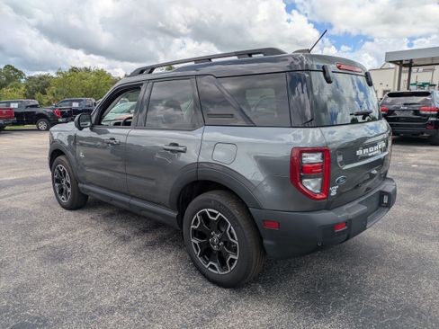 Used 2025 Ford Bronco Sport Outer Banks w/ Outer Banks Tech Package+ AWD/4WD image 6