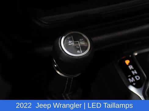 Used 2022 Jeep Wrangler Unlimited Sahara w/ LED Lighting Group AWD/4WD image 31