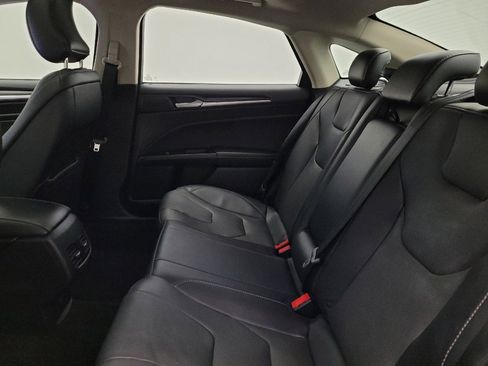 Used 2019 Ford Fusion Energi Titanium image 18