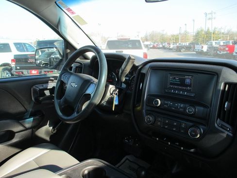 Used 2017 Chevrolet Silverado 2500 W/T image 15