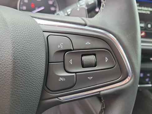 Certified 2023 Buick Envision Essence AWD/4WD image 23