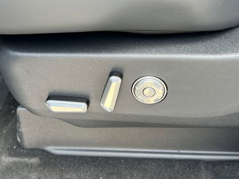 New 2025 Lincoln Navigator L Reserve w/ Jet Appearance Package image 25