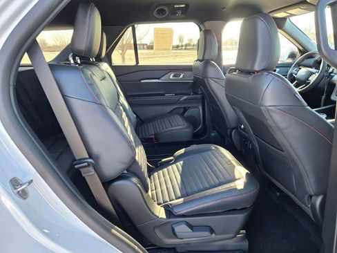 New 2026 Ford Explorer ST-Line image 10