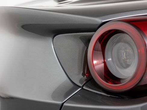 Used 2019 Ferrari Portofino image 21