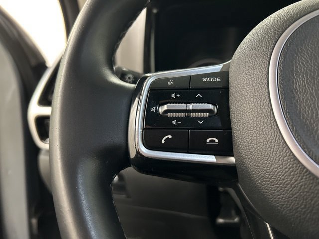 Used 2022 Kia Sorento SX FWD image 9