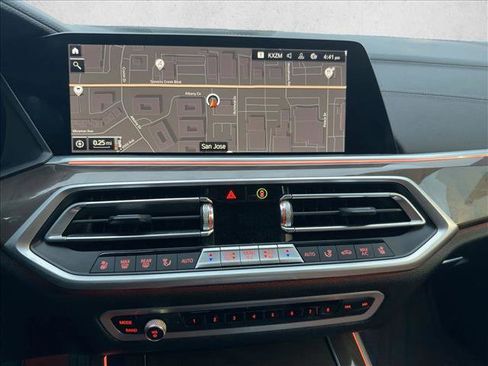 Used 2022 BMW X5 xDrive40i w/ M Sport Package image 13