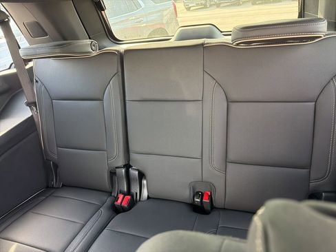 New 2026 GMC Yukon Elevation w/ Elevation Premium Package AWD/4WD image 9