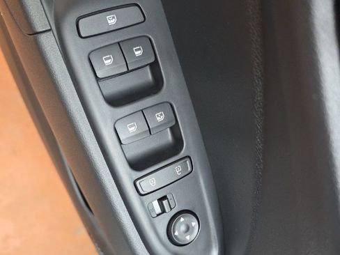 New 2026 Hyundai Venue SEL FWD image 22