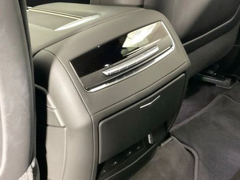 Used 2025 Cadillac Escalade V AWD/4WD image 21