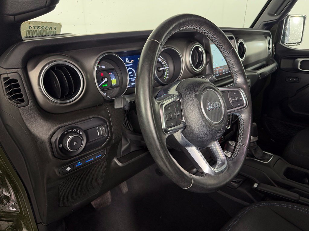 Used 2023 Jeep Wrangler Unlimited Rubicon 4xe w/ Cold Weather Group AWD/4WD image 13