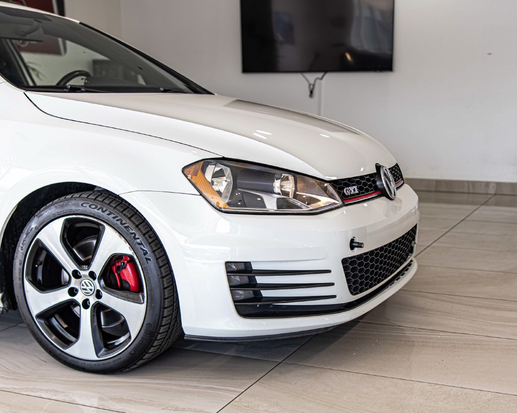 Used 2017 Volkswagen GTI S FWD image 2