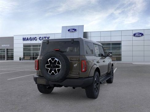 New 2025 Ford Bronco Outer Banks image 8