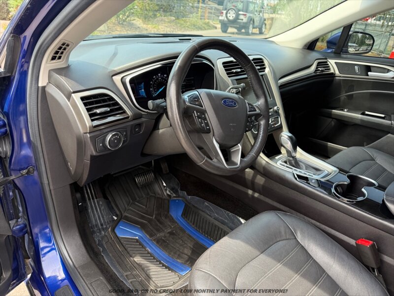 Used 2016 Ford Fusion SE w/ Equipment Group 202A AWD/4WD image 11