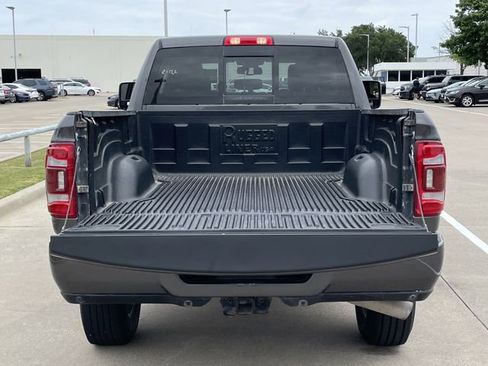 Used 2024 RAM 2500 Laramie AWD/4WD image 30