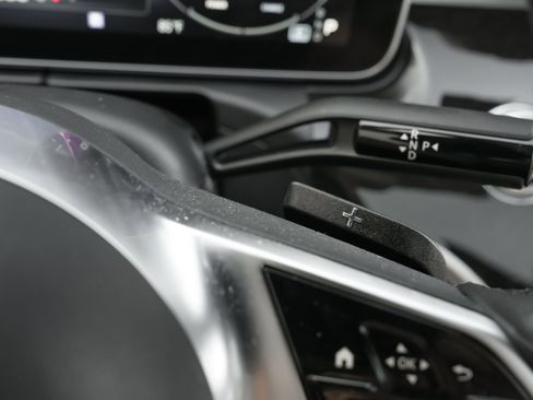 Used 2024 Mercedes-Benz C 300 4MATIC Sedan image 20