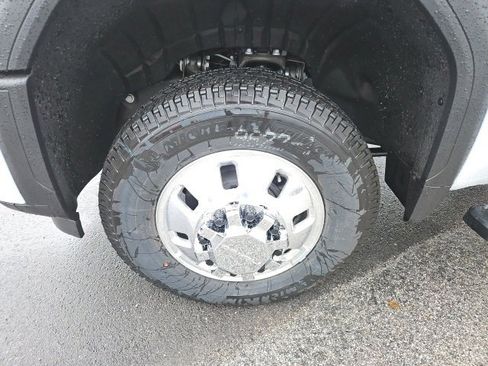 New 2026 GMC Sierra 3500 Denali w/ Denali Reserve Package image 10