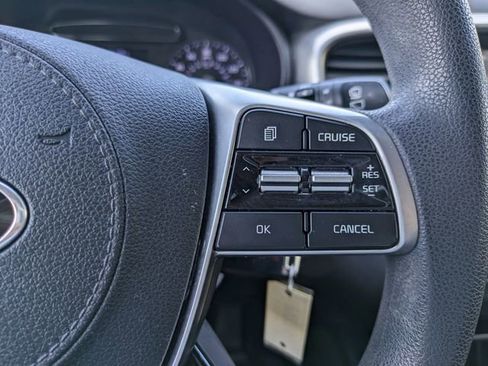 Used 2019 Kia Sorento FWD image 23