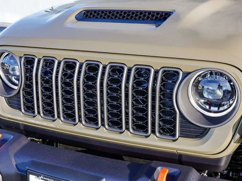 New 2026 Jeep Gladiator Mojave AWD/4WD image 6