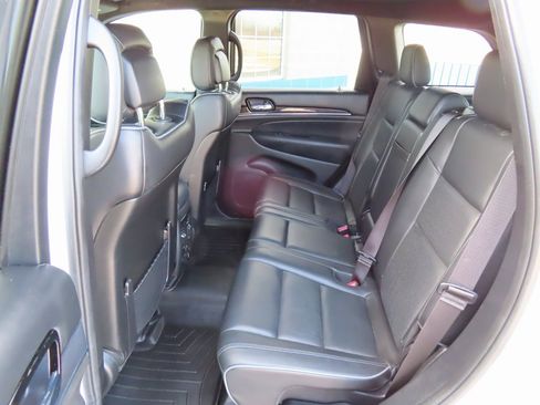 Certified 2019 Jeep Grand Cherokee Overland image 27