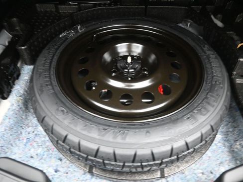 New 2025 Ford Escape SE image 10