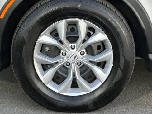 Certified 2025 Honda CR-V LX image 29